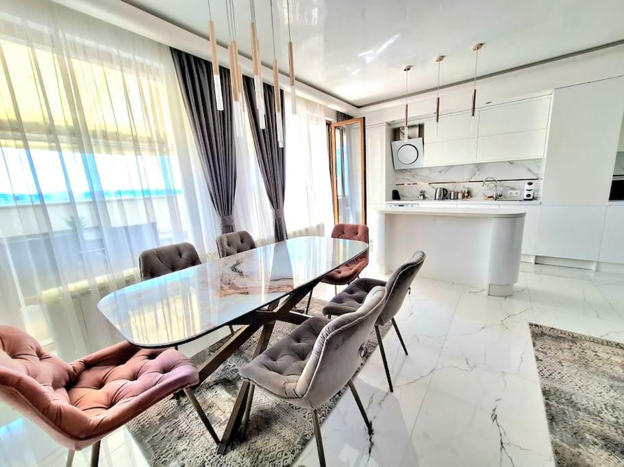 Spacious Prestige Penthouse فارنا المظهر الخارجي الصورة