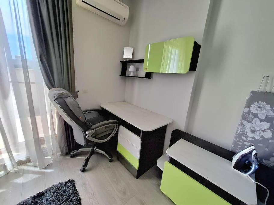 Spacious Prestige Penthouse فارنا المظهر الخارجي الصورة