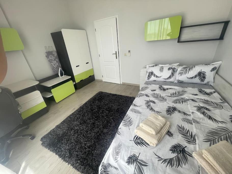 Spacious Prestige Penthouse فارنا المظهر الخارجي الصورة