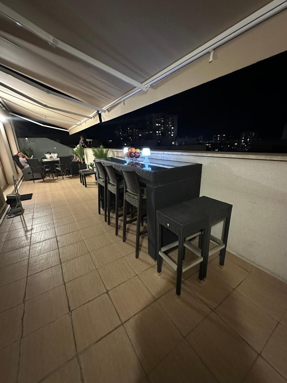 Spacious Prestige Penthouse فارنا المظهر الخارجي الصورة